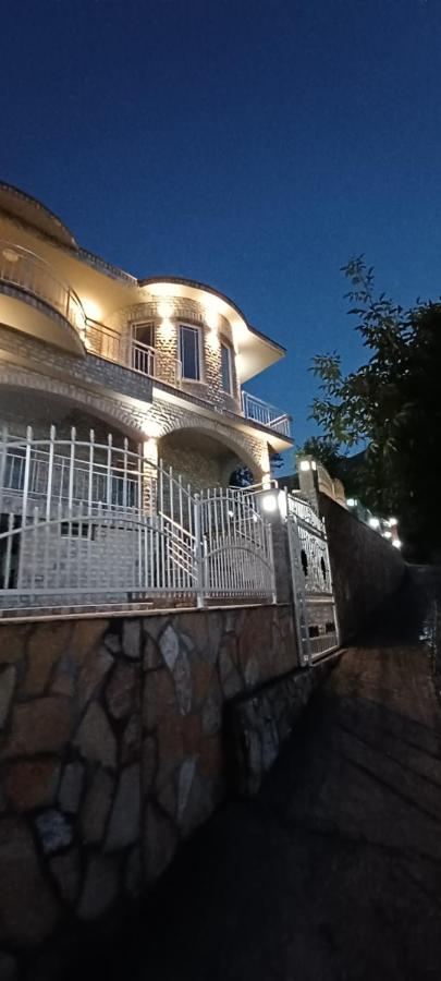 Bed and Breakfast Hyka Stone House Shkodër Esterno foto