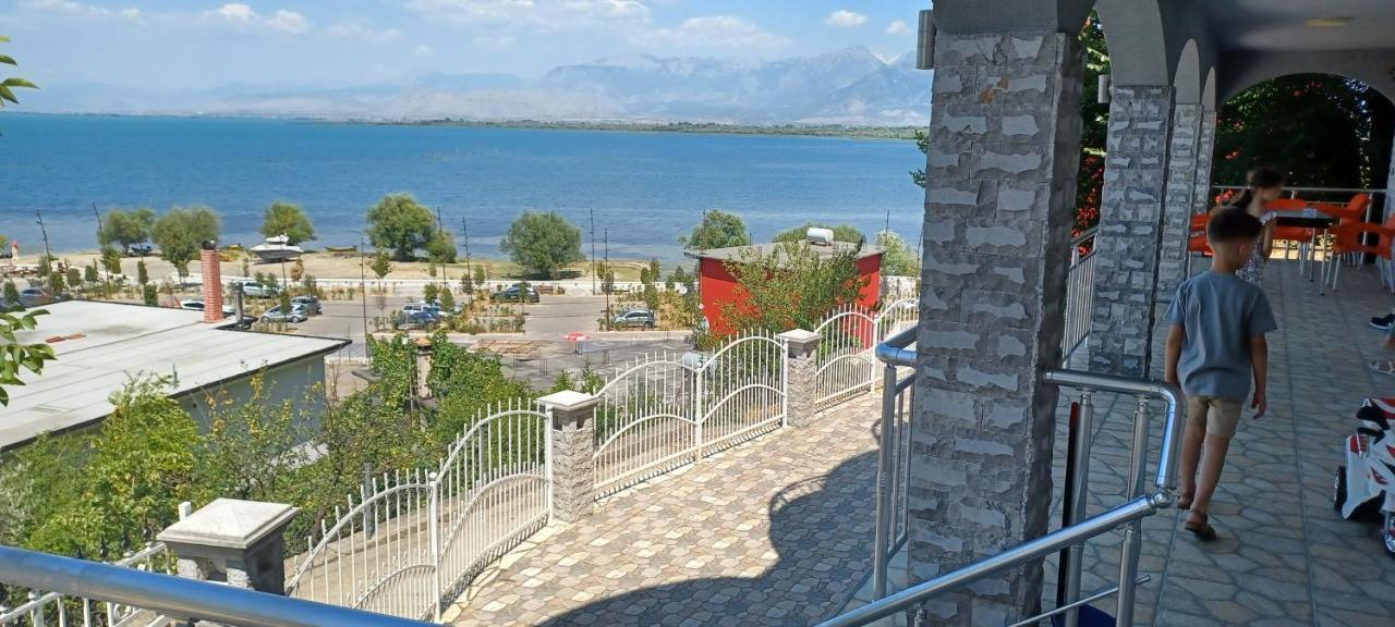 Bed and Breakfast Hyka Stone House Shkodër Esterno foto