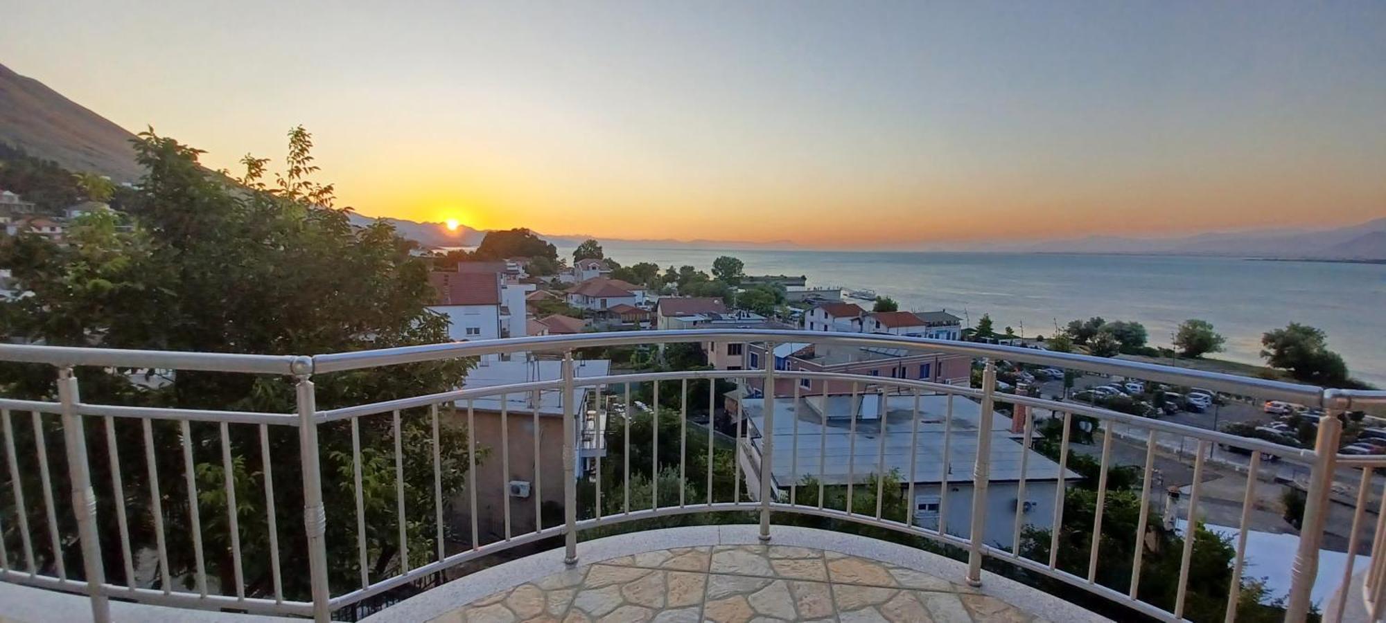 Bed and Breakfast Hyka Stone House Shkodër Esterno foto