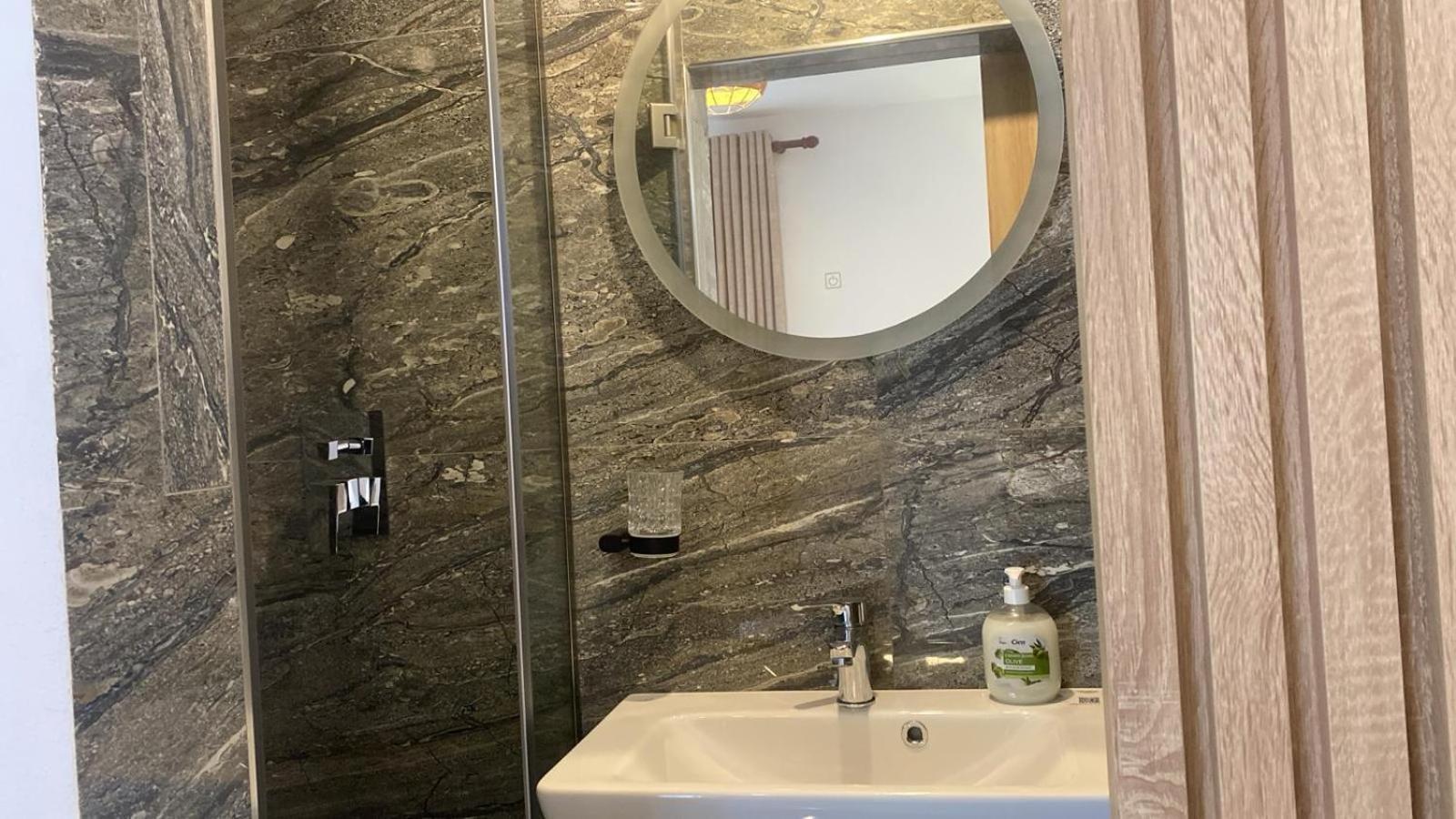 Bed and Breakfast Hyka Stone House Shkodër Esterno foto